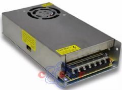 Fonte 12V 20a Colmeia Carcaça Metal com Chave e Ventuinha 110V/220V